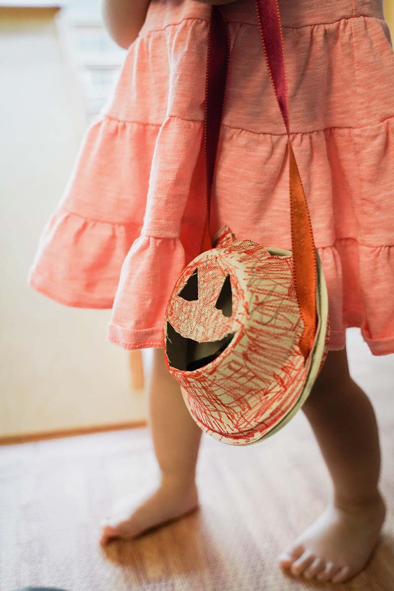 DIY Pumpkin Bag for Toddler Trick or Treat